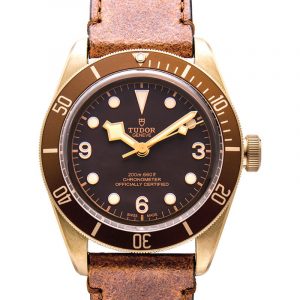 金屬控的最愛，看似低調卻又顯奢華的5款男裝手表-復刻表