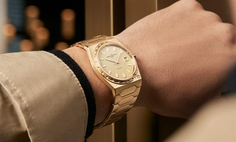 格調(diào)的代表：江詩丹頓Historiques 222 復古金潮之必要-復刻表