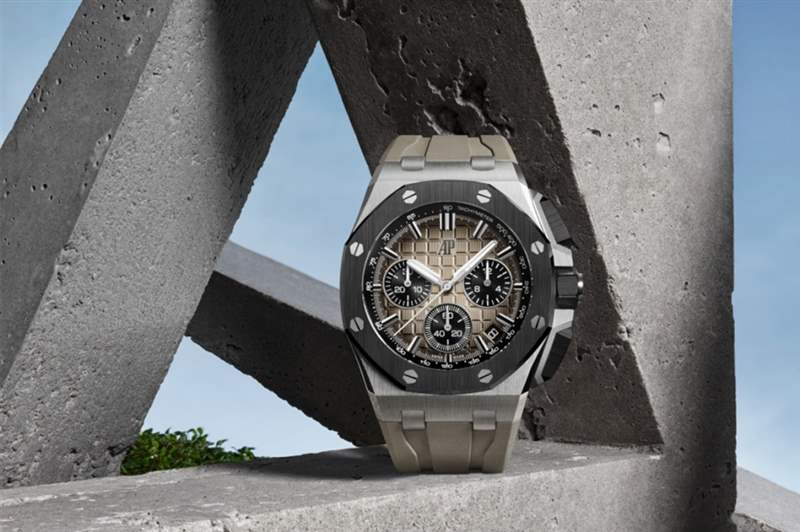 AP愛彼Royal Oak Offshore 全新設(shè)計(jì)帶來更貼近潮流與生活的體驗(yàn)-復(fù)刻表
