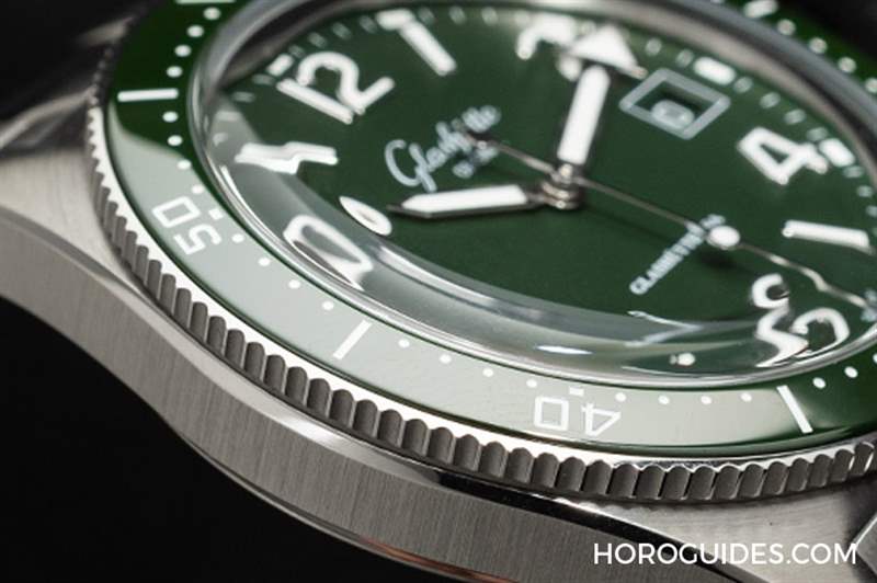 值得你認識的德系血統(tǒng)綠水鬼｜格拉蘇蒂原創(chuàng)SeaQ潛水表蘆葦綠新色-復刻表