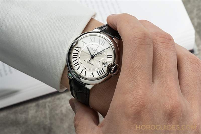 選擇豐富的優(yōu)雅經(jīng)典-卡地亞藍(lán)氣球-復(fù)刻表