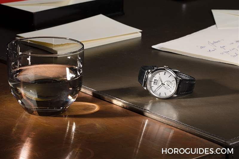 古典銀白色面盤登場(chǎng)|朗格Saxonia Outsize Date再次演繹-復(fù)刻表