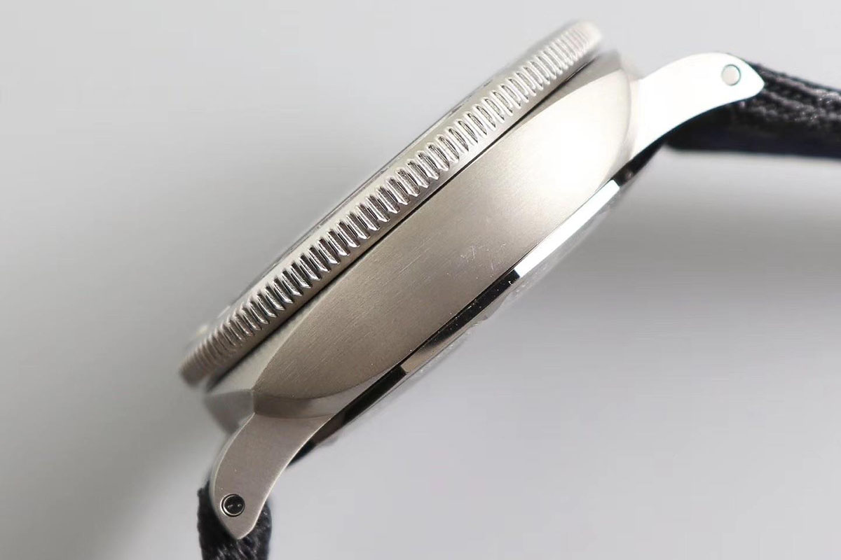 VS廠沛納海PAM984鈦合金復(fù)刻會(huì)不會(huì)一眼假-復(fù)刻表