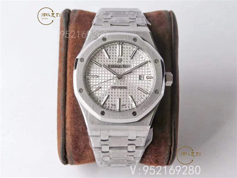 重新定義經(jīng)典ZF廠復(fù)刻愛(ài)彼15400皇家橡樹腕表做工如何-復(fù)刻表