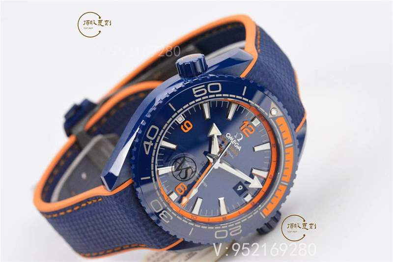 深海藍色陶瓷系列VS廠歐米茄海馬600碧海之藍復(fù)刻表對比正品怎么樣-復(fù)刻表