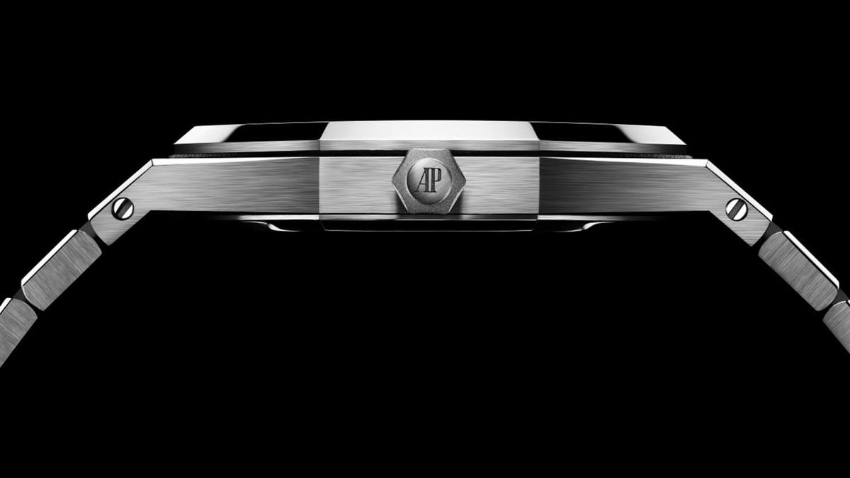 經(jīng)典不變之下的工藝升華！AP愛彼皇家橡樹全新型號Ref.16202-復刻表