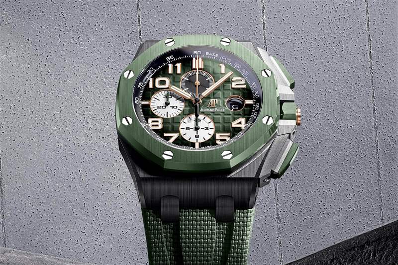 愛彼皇家橡樹離岸型26405NR自動上鏈計時碼表黑色陶瓷-復(fù)刻表