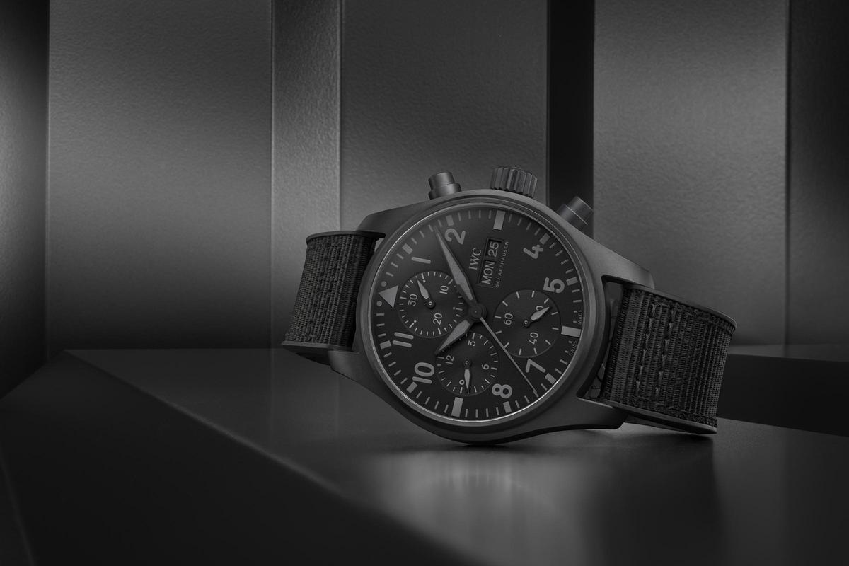 由Pantone?為專屬色彩命名！IWC Top Gun新軍報(bào)到-復(fù)刻表