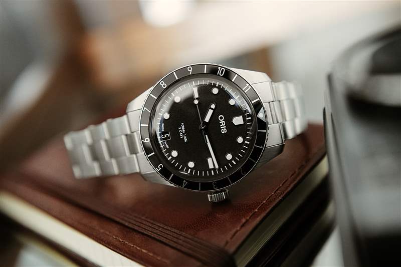 使用新款Oris&nbsp;Divers 65 親身體驗(yàn) 12 小時(shí)表圈和啞光表盤-復(fù)刻表