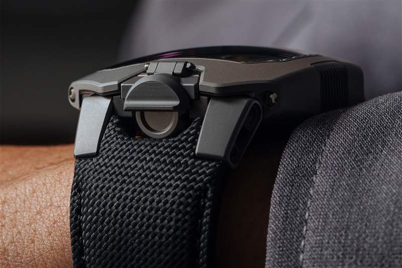 手把手的長(zhǎng)壽和繁榮！Urwerk 的新手表直接來(lái)自 Starship Enterprise-復(fù)刻表