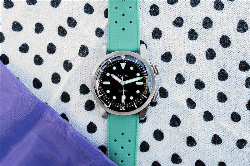 動(dòng)手移動(dòng)Rugrats波羅的海5周年紀(jì)念手表是90年孩子的夢(mèng)想-復(fù)刻表