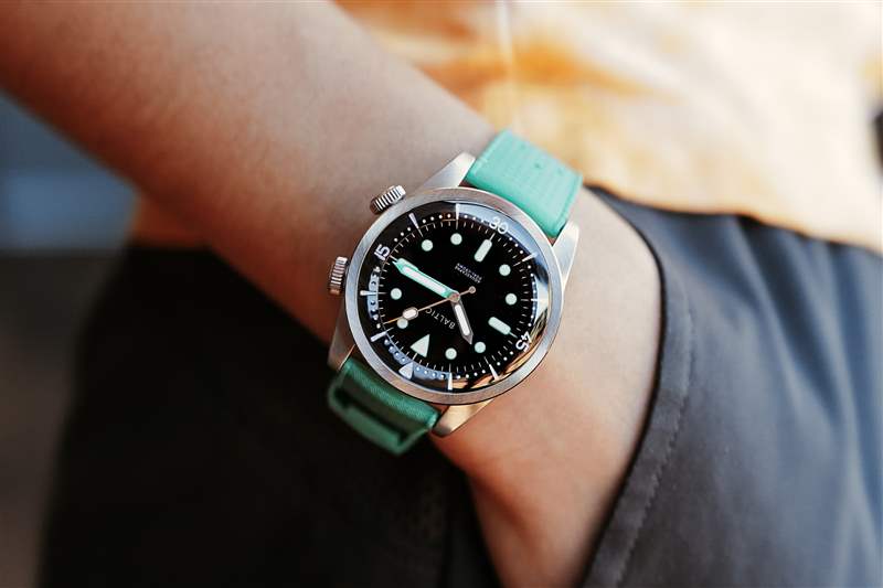 動(dòng)手移動(dòng)Rugrats波羅的海5周年紀(jì)念手表是90年孩子的夢(mèng)想-復(fù)刻表