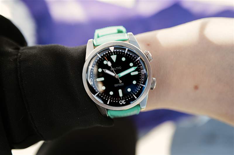 動(dòng)手移動(dòng)Rugrats波羅的海5周年紀(jì)念手表是90年孩子的夢(mèng)想-復(fù)刻表