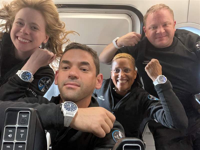 拍賣忘掉杰夫·貝索斯吧,這位億萬富翁的太空使命——以及隨之而來的手表-復刻表