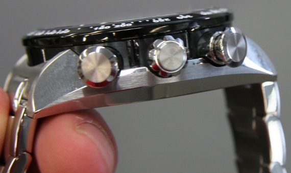 搭載Spring Drive機(jī)芯的精工Ananta Spring深潛手表-復(fù)刻表