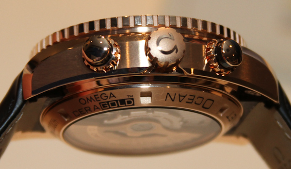 歐米茄海馬系列海洋宇宙Ceragold腕表上手體驗-復刻表