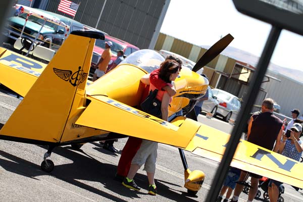 百年靈參加里諾飛行比賽-復(fù)刻表