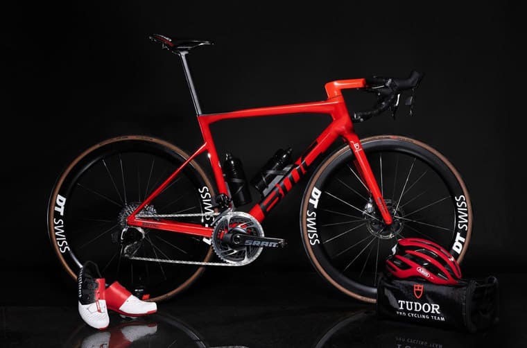 帝舵自行車隊(duì)摘下隊(duì)史首座職業(yè)賽冠軍車手戴特制Black Bay領(lǐng)獎(jiǎng)-復(fù)刻表