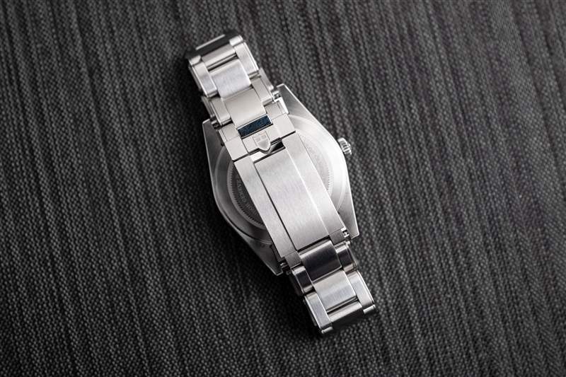 帝舵碧灣54不會(huì)浪費(fèi)一毫米-復(fù)刻表