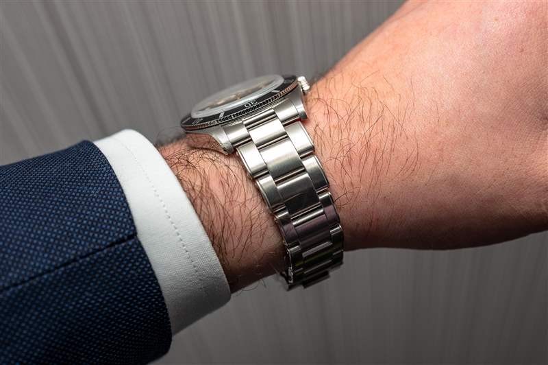 帝舵碧灣54不會(huì)浪費(fèi)一毫米-復(fù)刻表