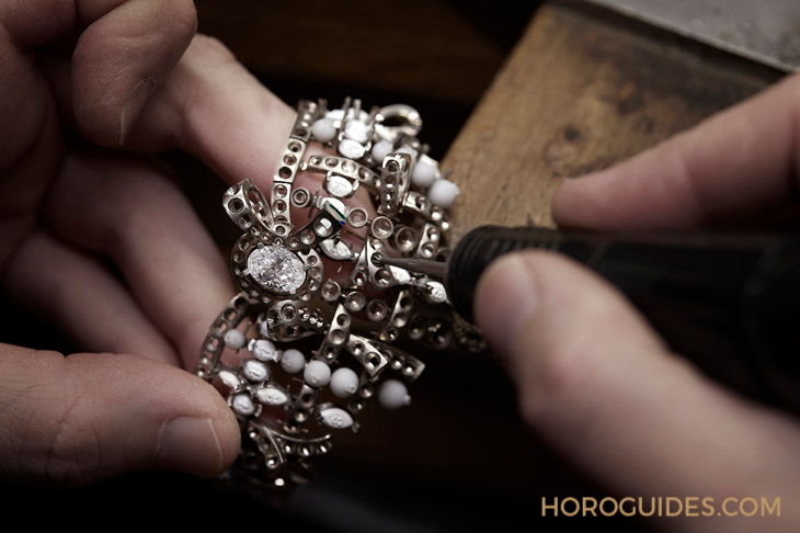 最奢華的斜紋軟呢，TWEED DE CHANEL頂級珠寶系列-復刻表