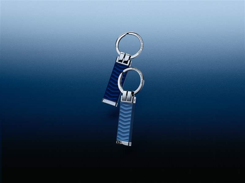 海馬系列今夏新款Summer Blue 深淺變化呈現(xiàn)獨特海洋美學(xué)-復(fù)刻表