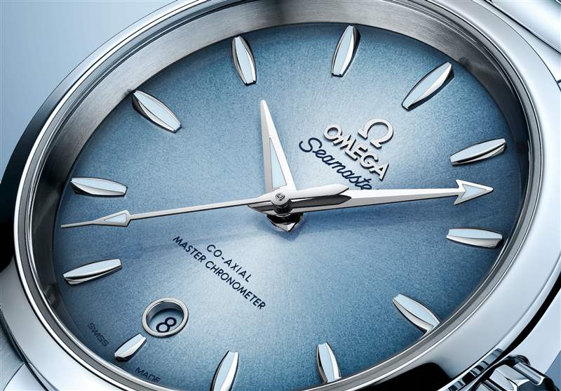 海馬系列今夏新款Summer Blue 深淺變化呈現(xiàn)獨特海洋美學(xué)-復(fù)刻表