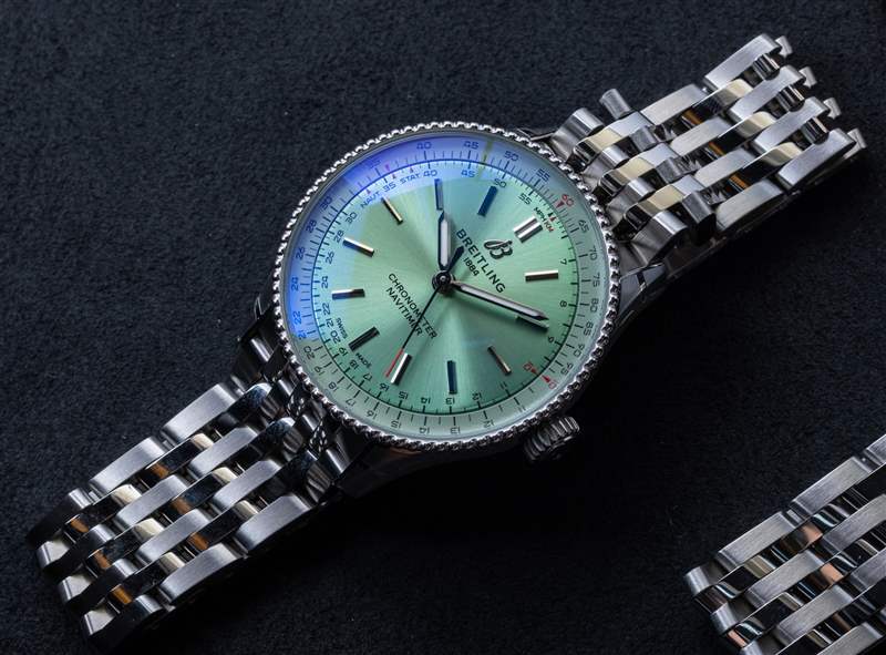 首次上手體驗:百年靈Navitimer 36和32腕表專為女性打造-復刻表