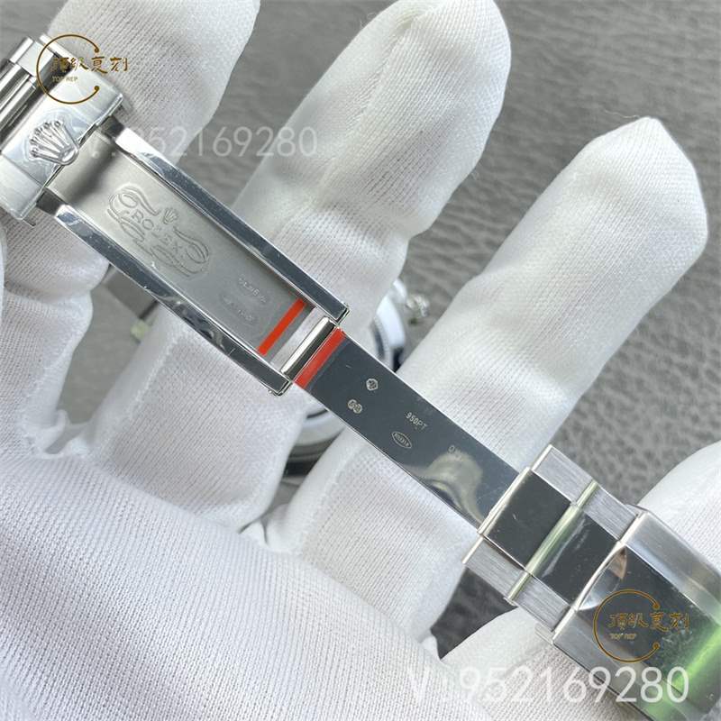 Clean廠C廠冰藍(lán)迪做工怎么樣,C廠和BT廠勞力士冰藍(lán)迪對比那個好-復(fù)刻表