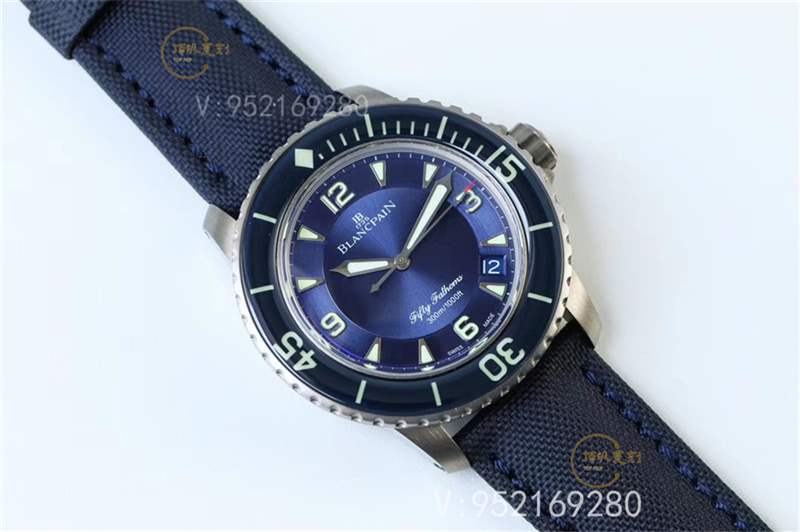 六萬八預(yù)算買積家好還是伯爵好(哪個(gè)更高端)-復(fù)刻表