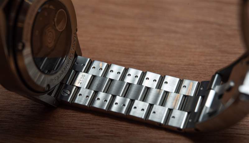 實(shí)際操作:Fortis旨在獲得SSC太空認(rèn)證并在火箭發(fā)射中測(cè)試13款Stratoliner手表-復(fù)刻表