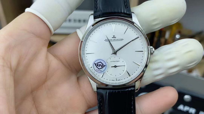 APS廠積家大師兩針半1218420獨(dú)立秒針手表介紹-復(fù)刻表