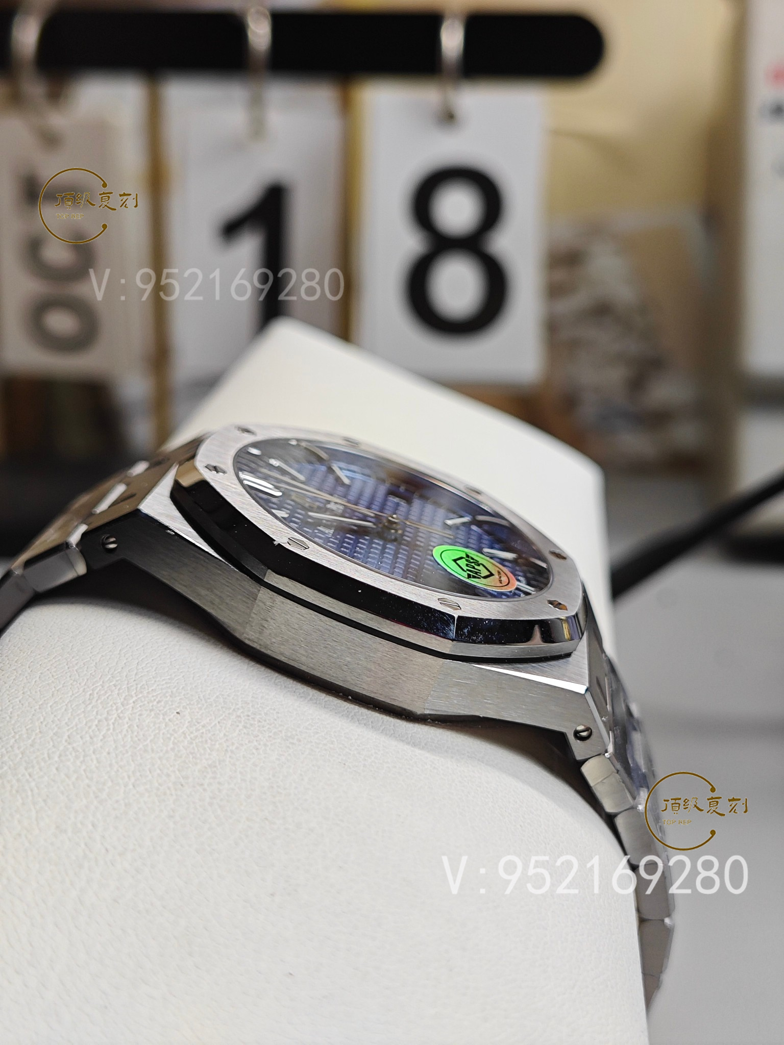 深入解析APS愛彼復(fù)刻表15500藍(lán)面版：4302一體機(jī)芯與原裝同步功能-復(fù)刻表