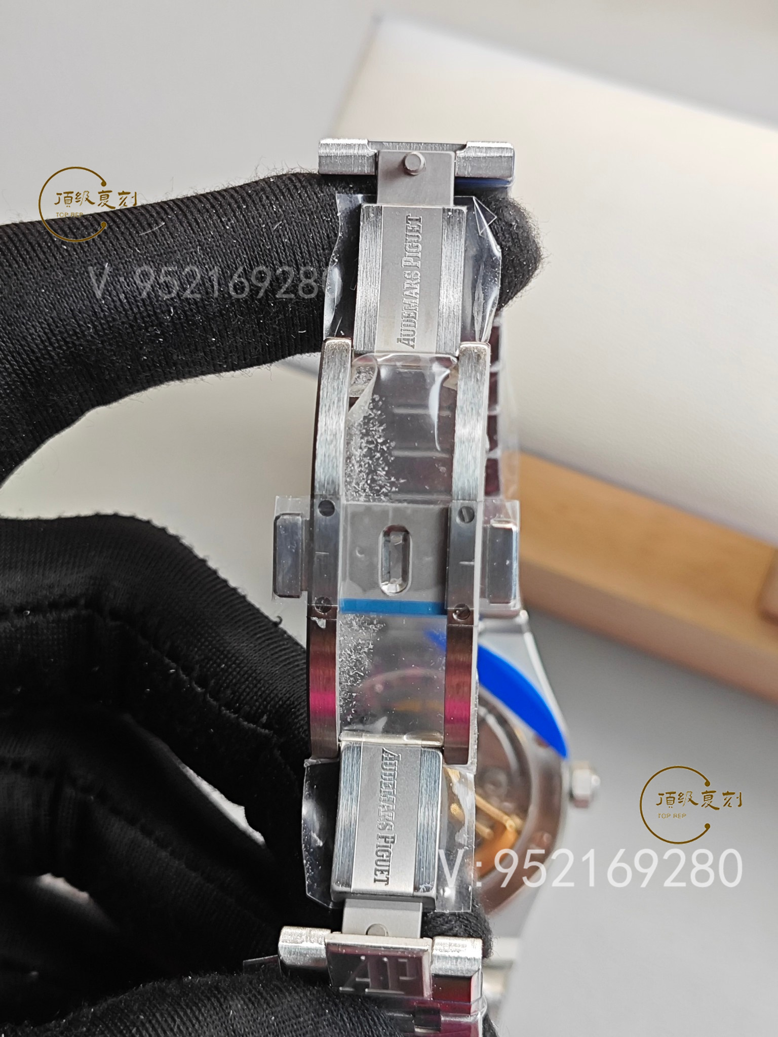 深入解析APS愛彼復(fù)刻表15500藍(lán)面版：4302一體機(jī)芯與原裝同步功能-復(fù)刻表